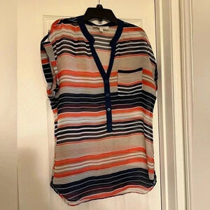 Olive and oak sheer top size xs